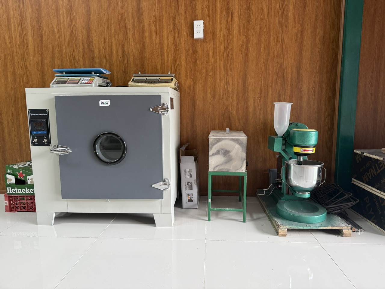 Máy móc thiết bị